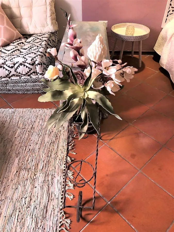 White & Gold Suite Verona Pensionat